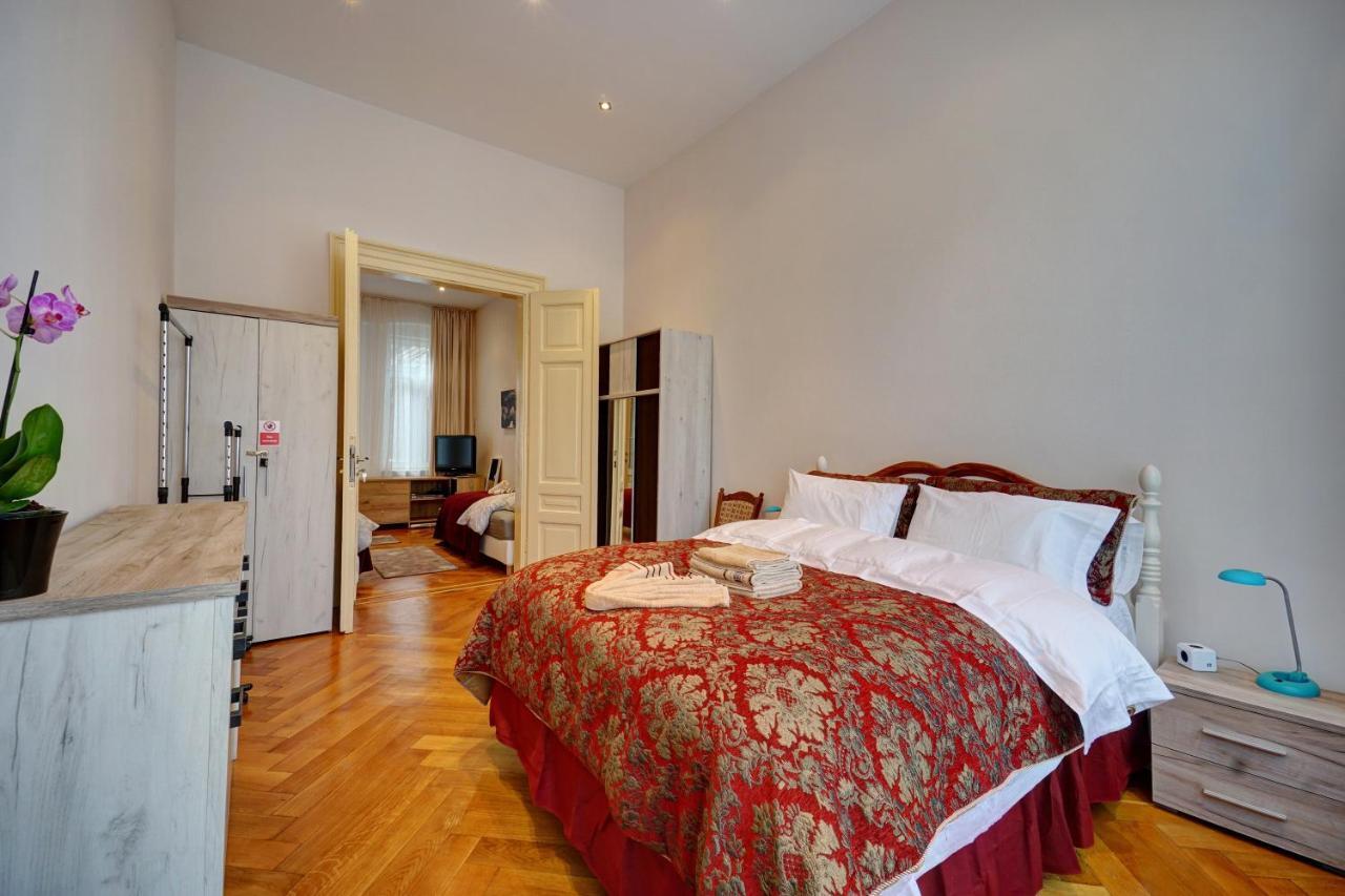Casa De Vis, Brasov Old City Centre Διαμέρισμα Εξωτερικό φωτογραφία
