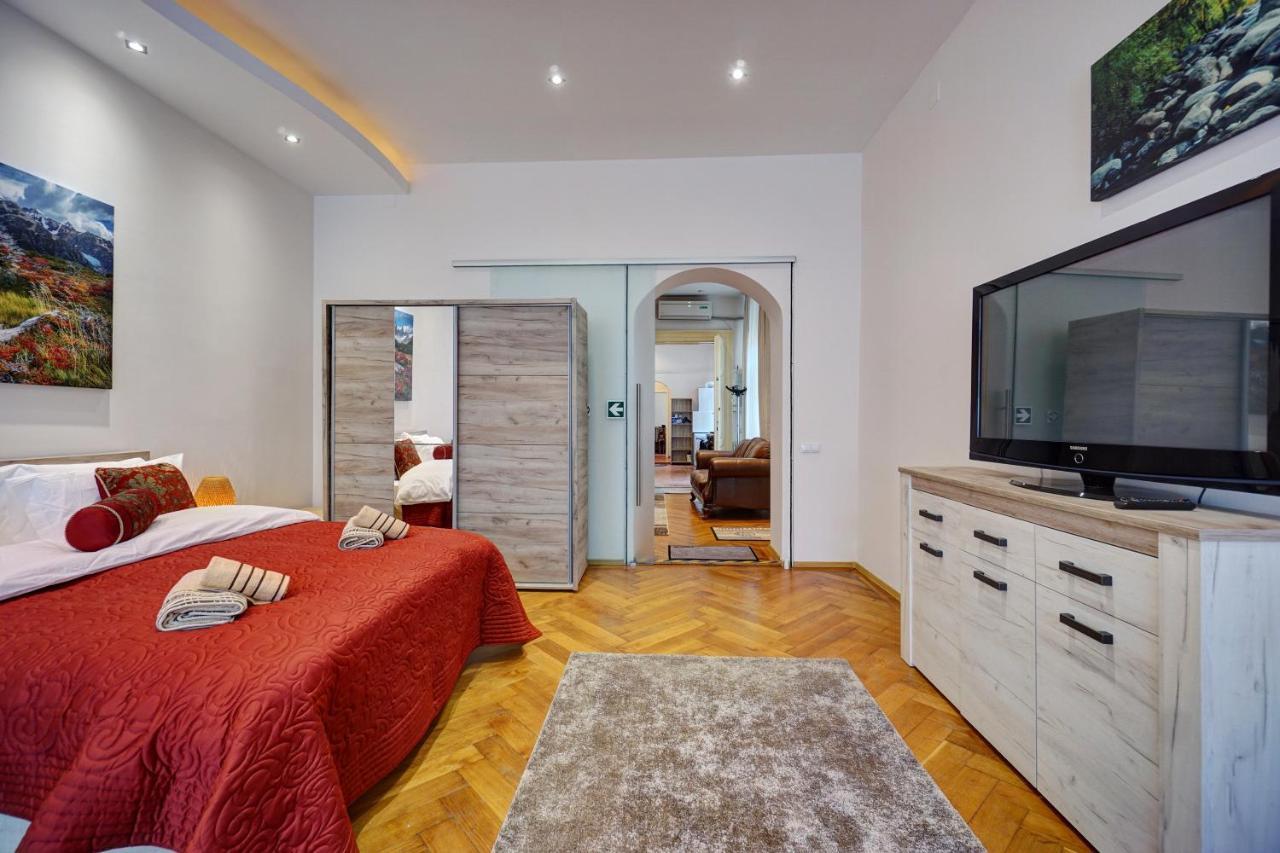 Casa De Vis, Brasov Old City Centre Διαμέρισμα Εξωτερικό φωτογραφία