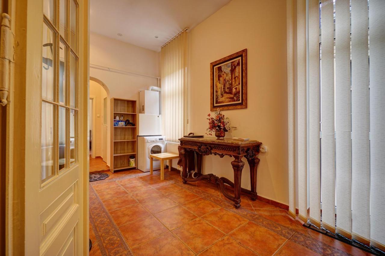 Casa De Vis, Brasov Old City Centre Διαμέρισμα Εξωτερικό φωτογραφία